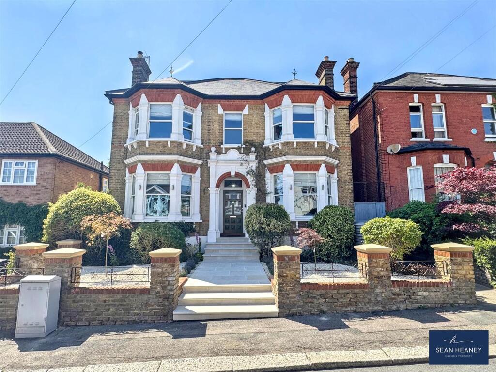 Main image of property: Hadley Road, Barnet