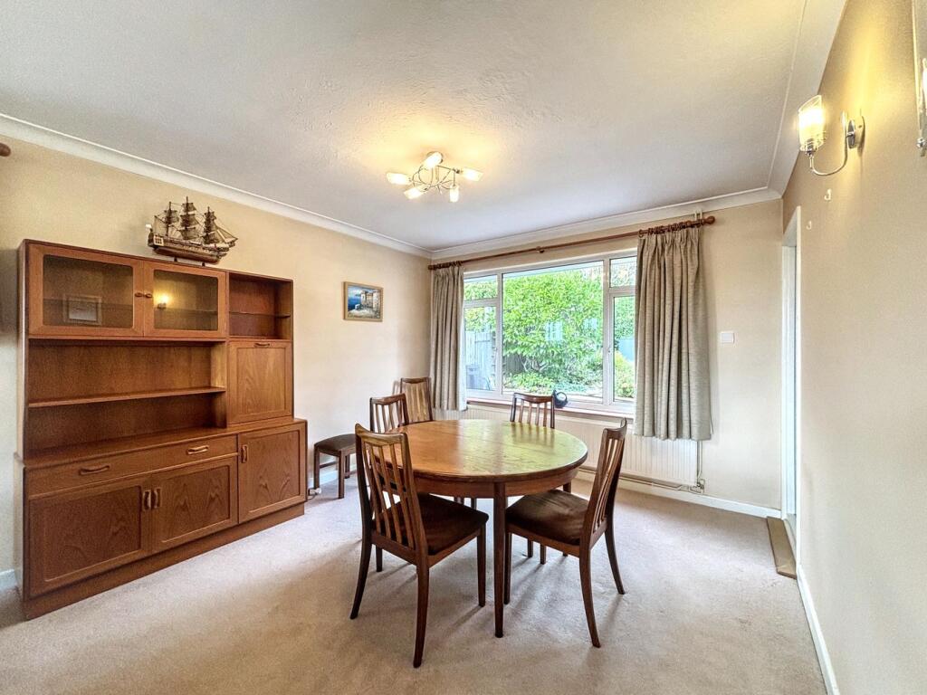 House in Bexhill-on-Sea, Little Common - View 4