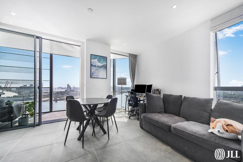 Main image of property: Dollar Bay, London E14