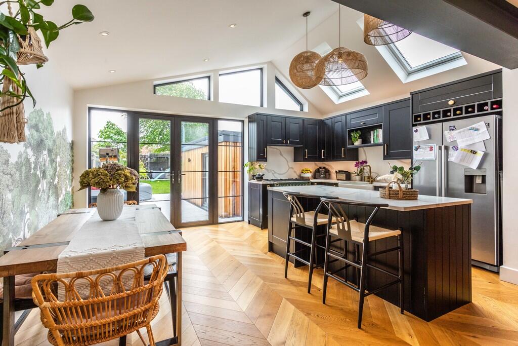 Main image of property: Sanyhils Avenue, Brighton, BN1 8UN