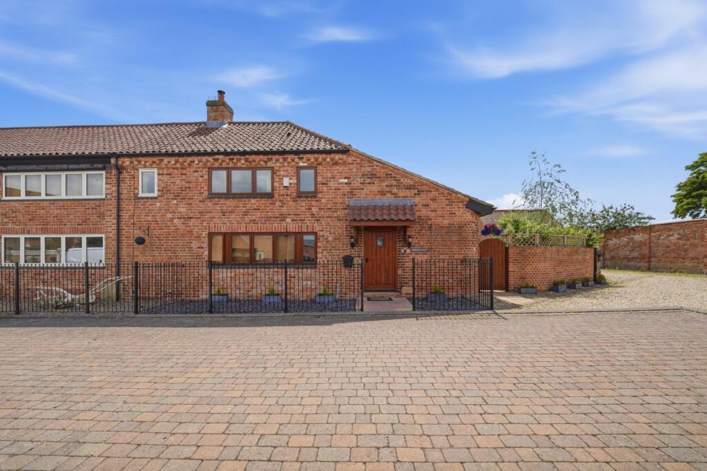 House in Rushcliffe, Top Green, Sibthorpe - View 2