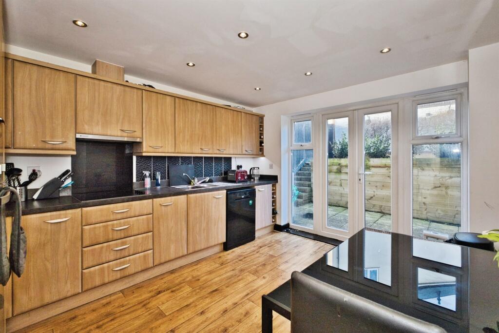 Additional image 4 of Collingwood Road, YEOVIL