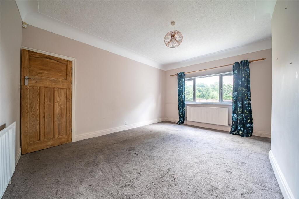 House in Leeds - View 4