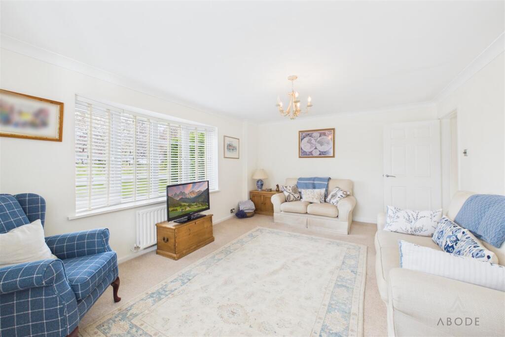 House in East Staffordshire, Tutbury - View 4