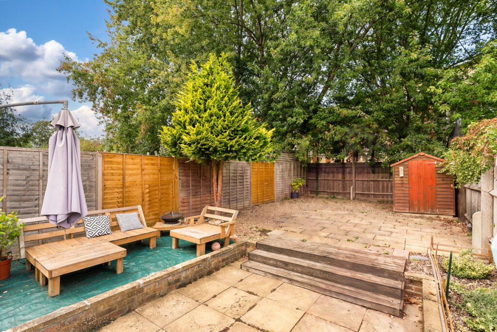 House in Reading - View 4