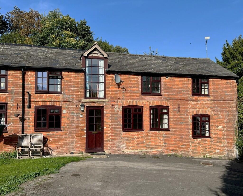 Main image of property: 1 Staff Cottages, RG28 7SE