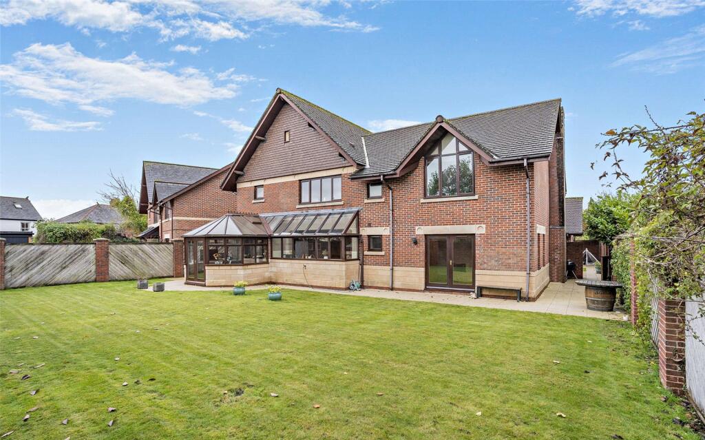 Regent Gardens, Cardiff, CF14 photo 2