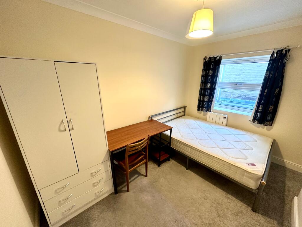 Main image of property: Mill Road, Cambridge, CB1