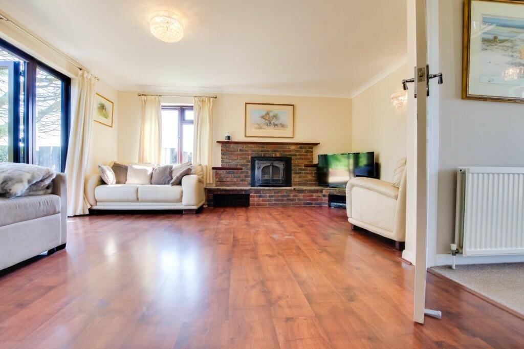 4-bed detached on Caldecot Lane, Romney Marsh, Kent, TN29, £799,995