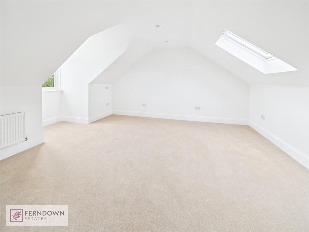 Belmont Close, Redditch, Worcestershire, B97 photo 4