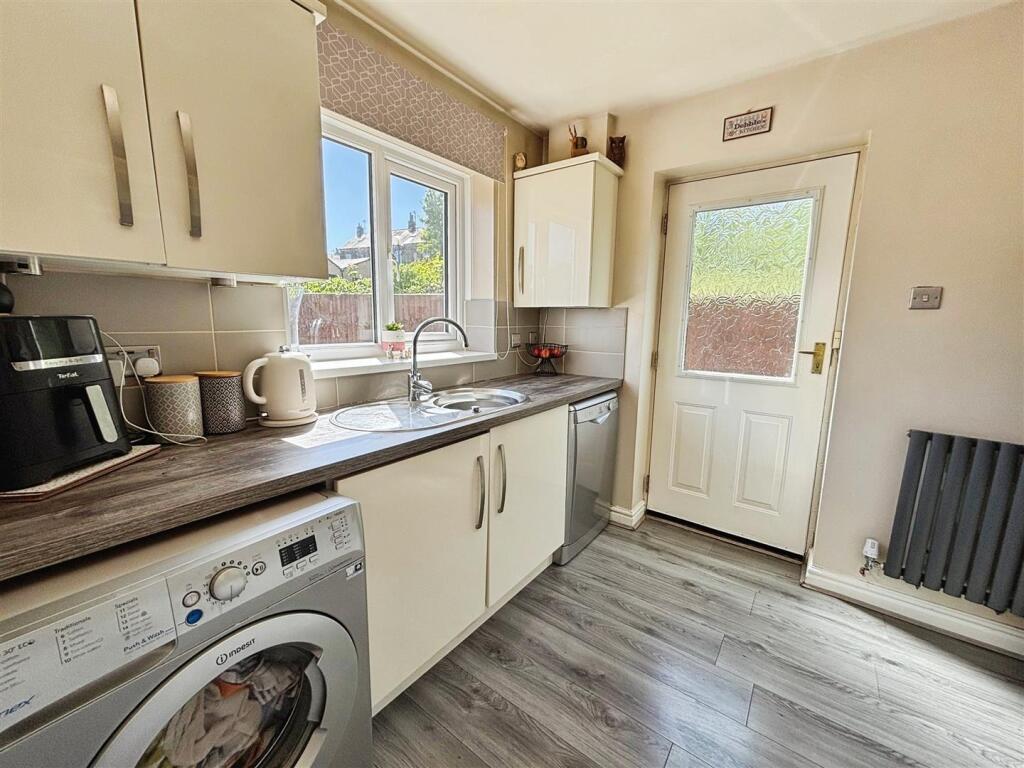 Additional image 9 of Scholars Walk, Bradford, BD2 3AF