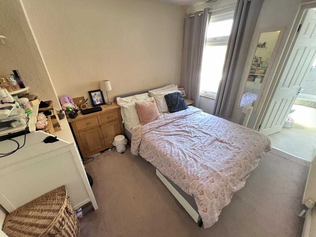 House in Rochester - View 5