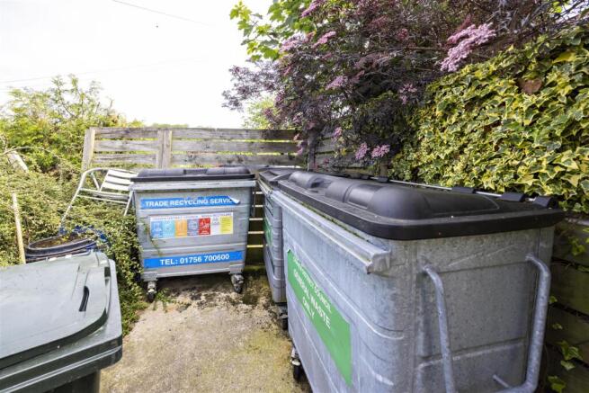 Bin Store