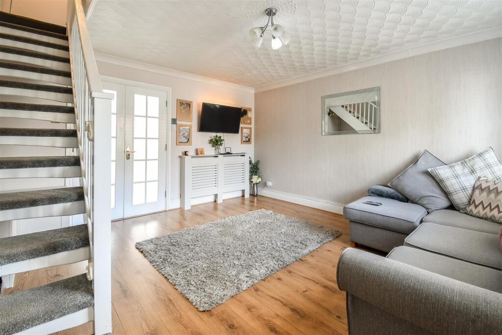 Lydstep Road, Barry photo 3
