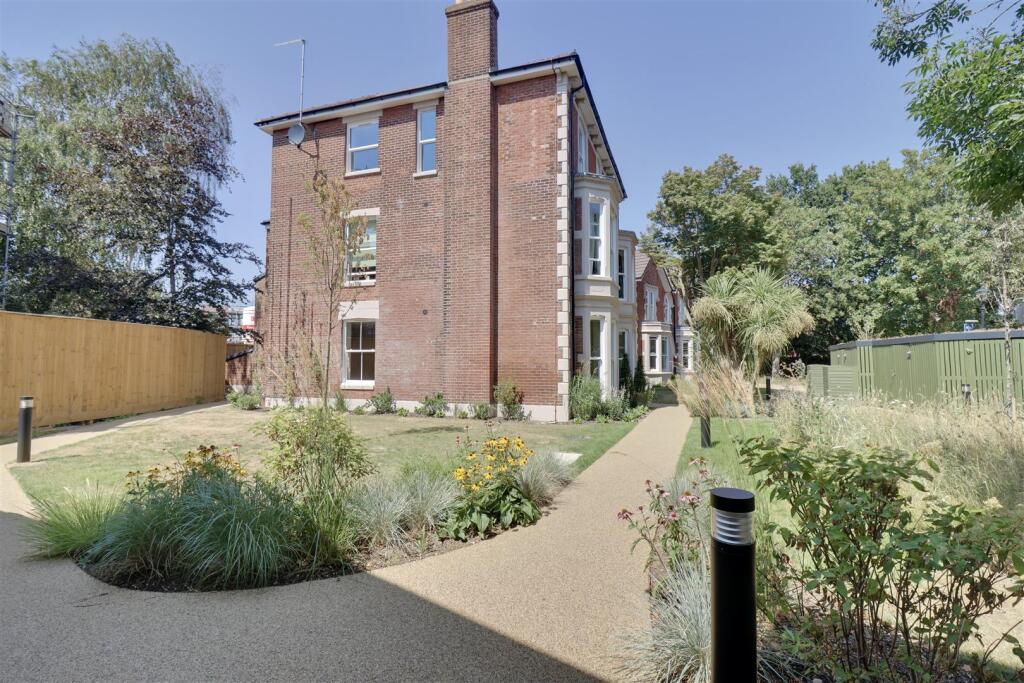 Main image of property: Grove Road South, Southsea