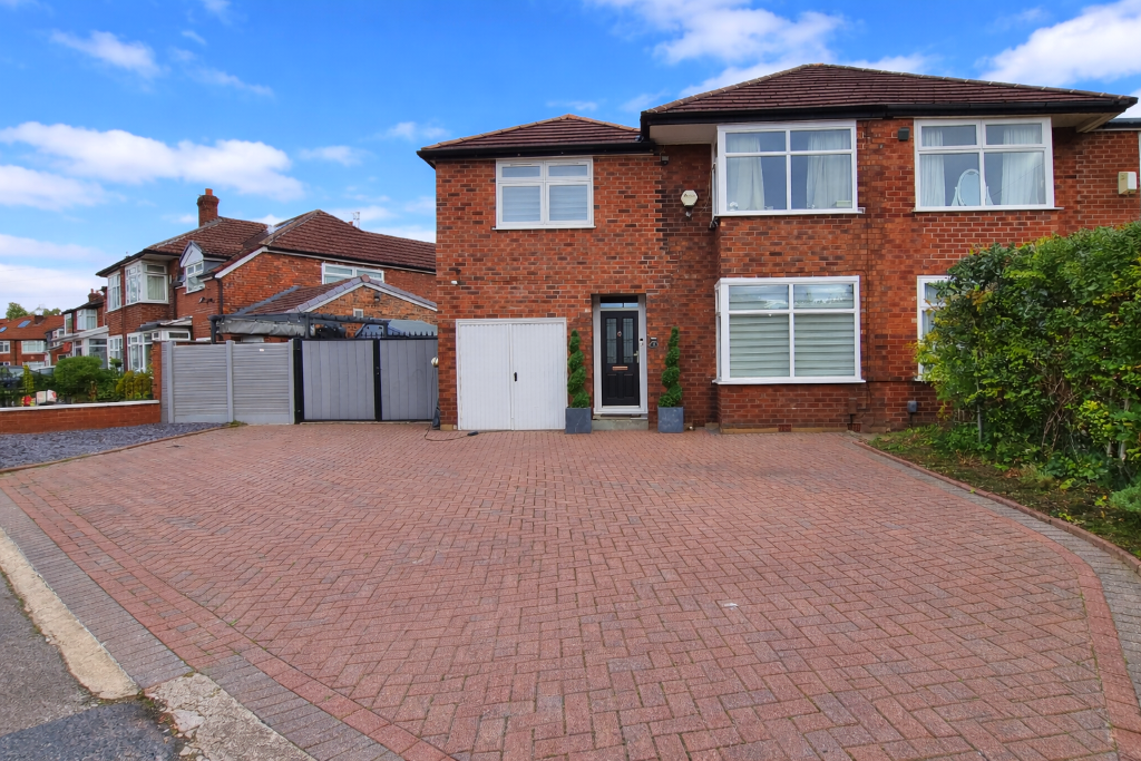 Main image of property: Cleveleys Avenue, Cheadle, Greater Manchester, SK8