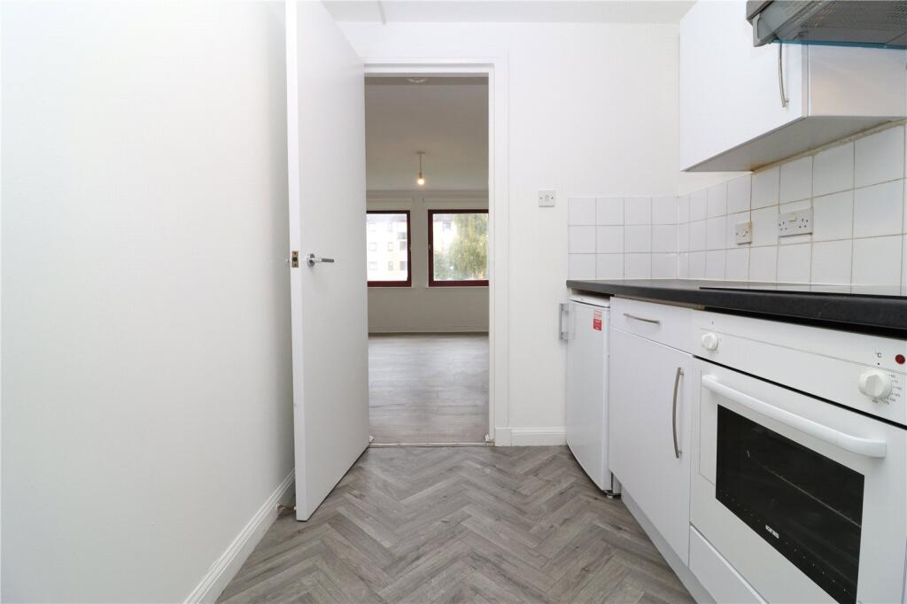 Apartment in Glasgow - More