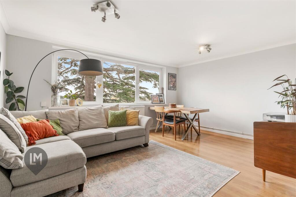 Main image of property: Lydney Close, London