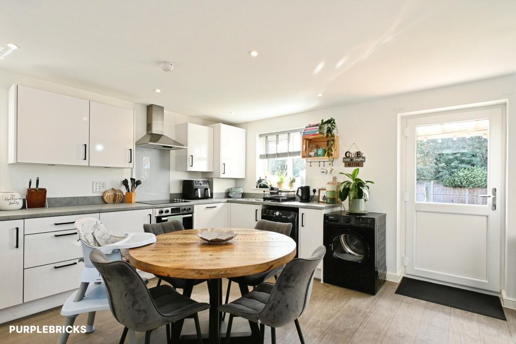 House in South Holland, Fleet - View 3