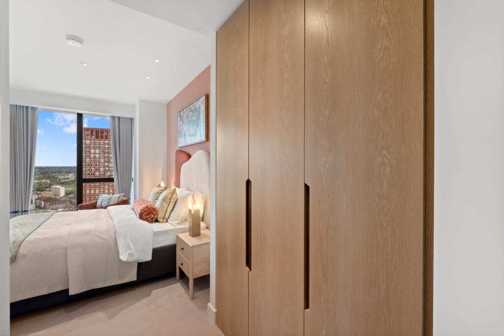 Apartment in London - More