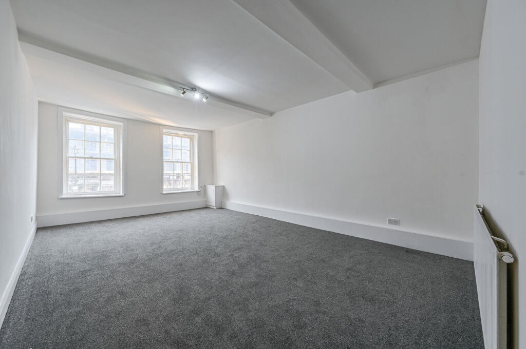 Apartment in London - View 4