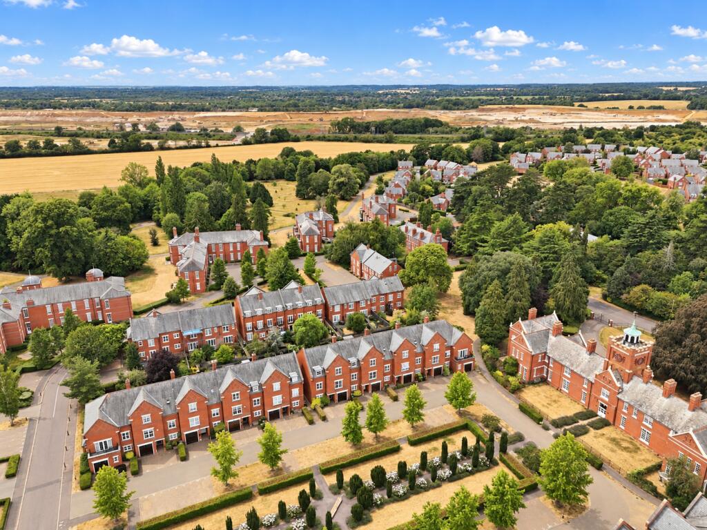 Main image of property: Beningfield Drive, London Colney, St. Albans, Hertfordshire, AL2
