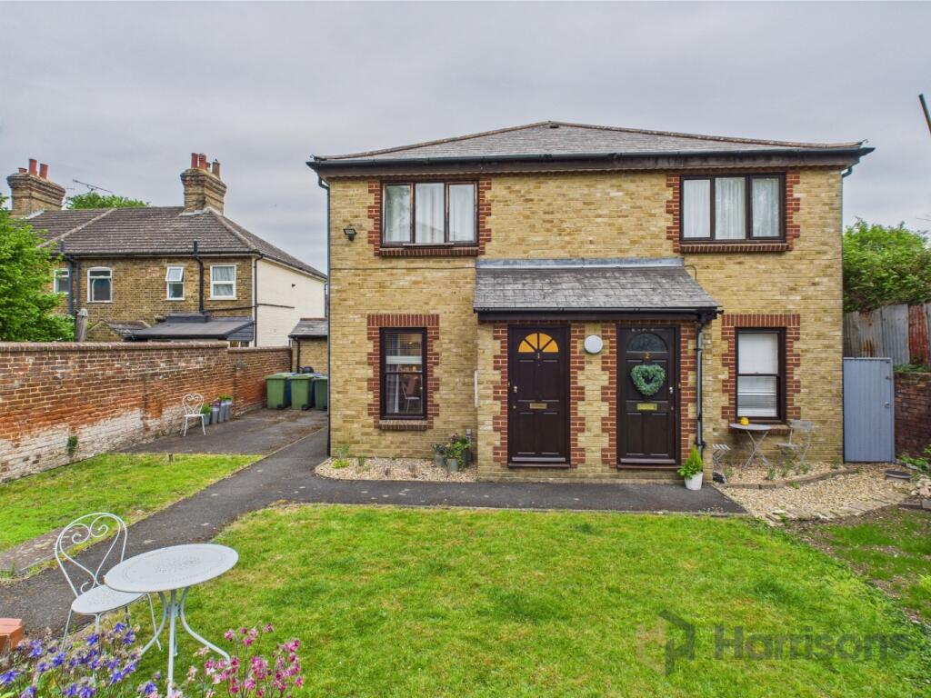 Main image of property: Ospringe Street, Faversham ME13