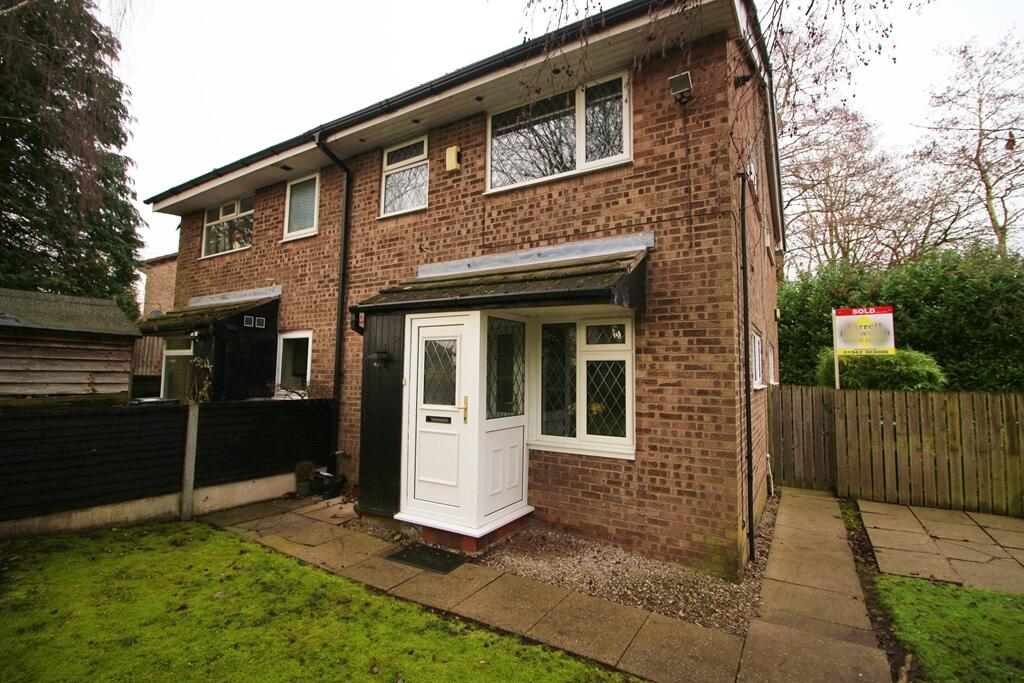 Main image of property: New Drake Green, Westhoughton, BL5 2RF