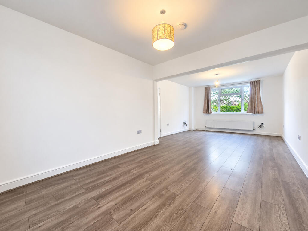 House in London - View 3