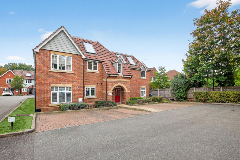 Main image of property: Windermere Gate, Bracknell, RG12