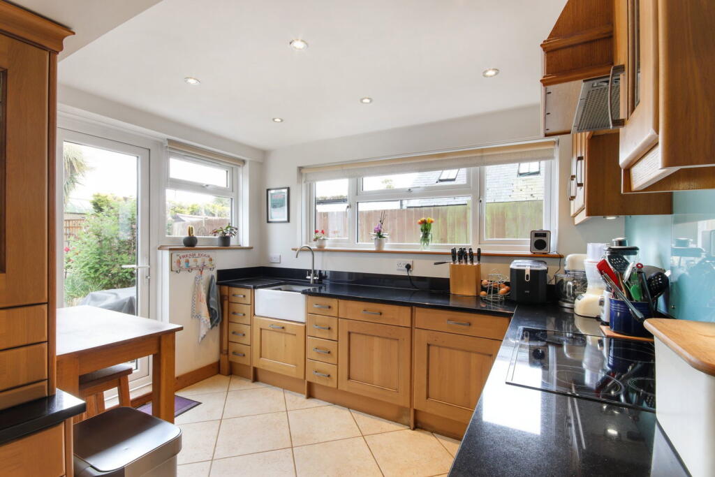 Rabbits Road, South Darenth, Dartford, DA4 9JZ - View 4