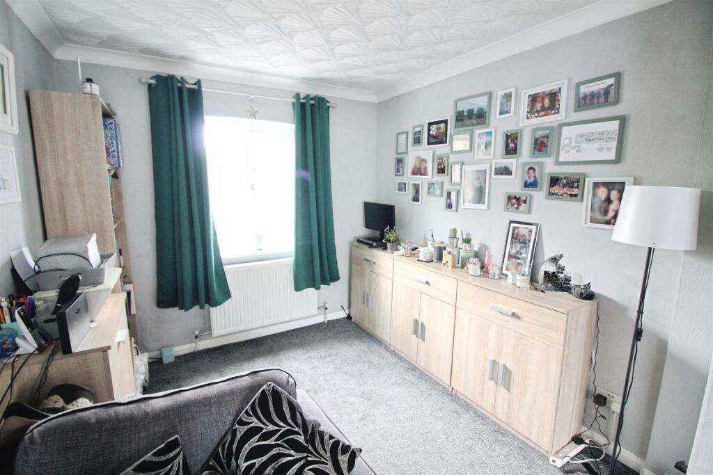 House in Leeds - View 5