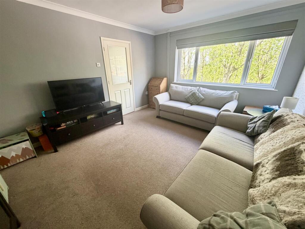 House in Swindon - View 3