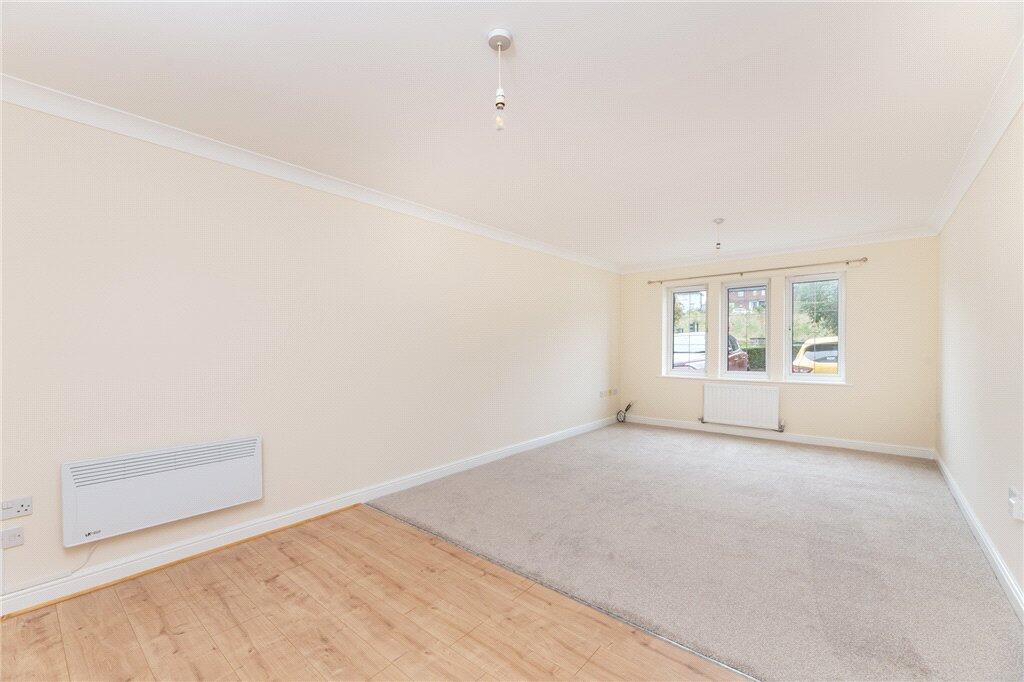 Fielding Court, Morley, Leeds, West Yorkshire, LS27 photo 3
