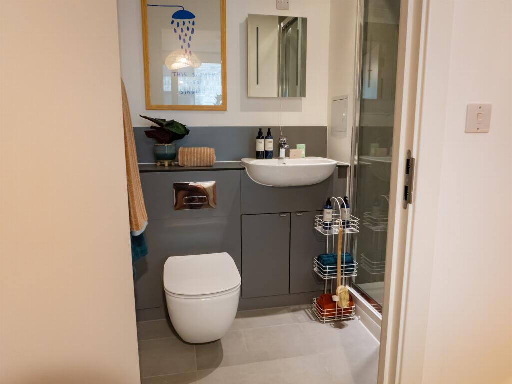 Apartment in Birmingham, Perry Barr - More