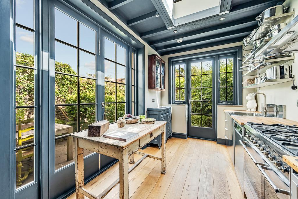 House in London - View 4