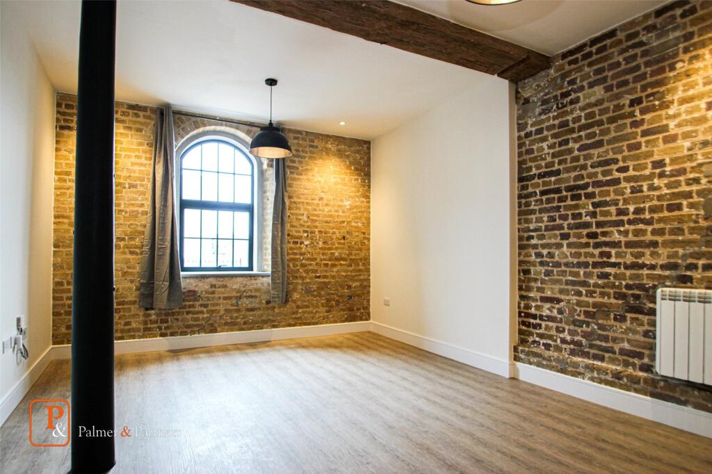 Apartment in Colchester, Hythe - View 4