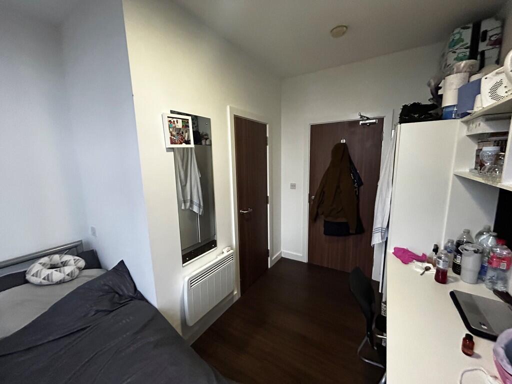 Apartment in Liverpool, Everton - View 2