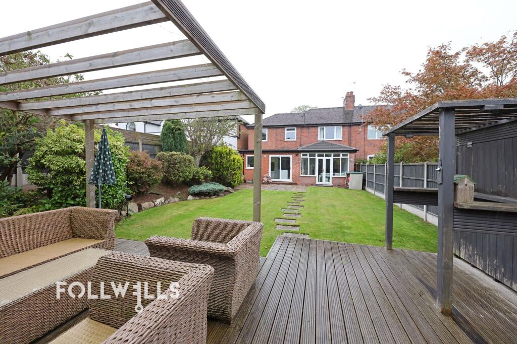 House in Stoke-on-Trent - View 4