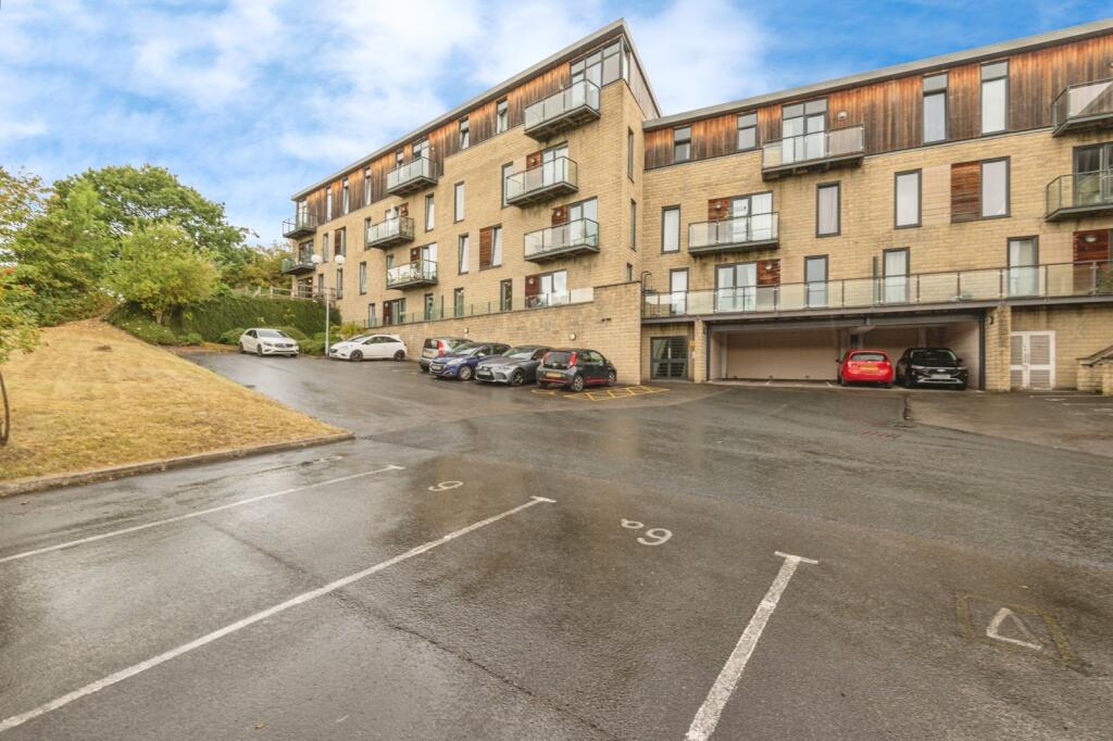 Main image of property: Church Street, Moldgreen, Huddersfield, West Yorkshire, HD5