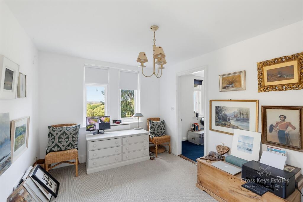 House in Exeter - View 4