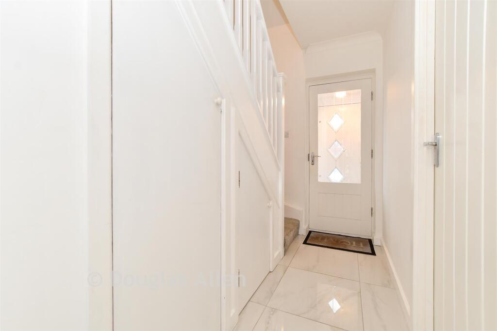 Main image of property: Hunts Mead, Billericay, Essex