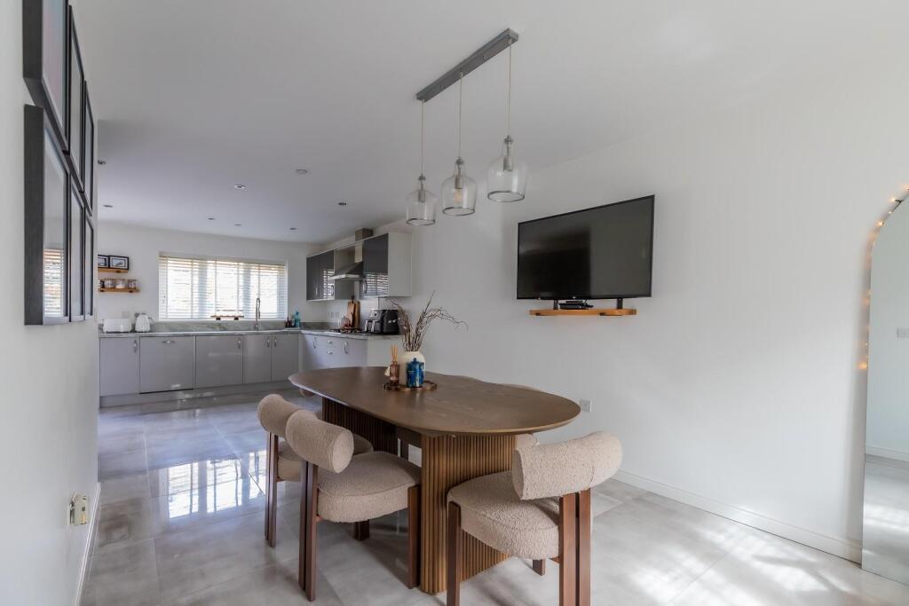 House in Bedwas, Bedwas, Trethomas and Machen - More