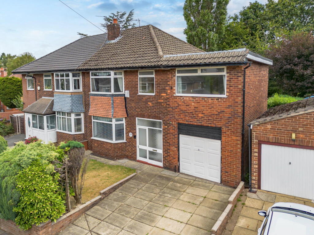 Main image of property: Worcester Road, Alkrington, Middleton, M24