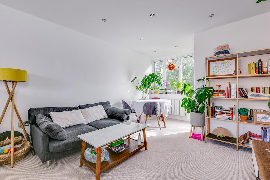 Apartment in London - View 3