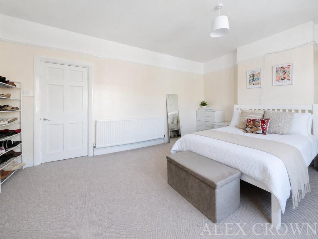Apartment in London - View 4