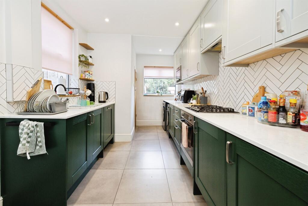 Westbury Road, Watford photo 4