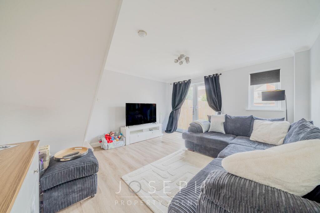 Millfield Gardens, Ipswich, IP4 photo 3