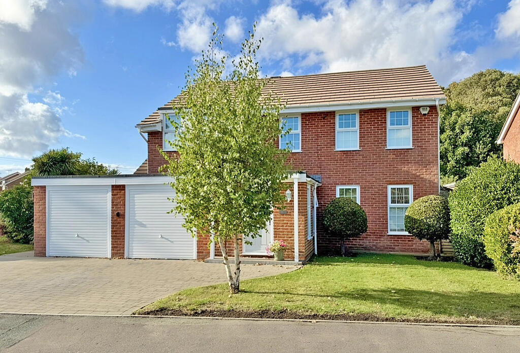 Main image of property: Craigweil Lane, Aldwick