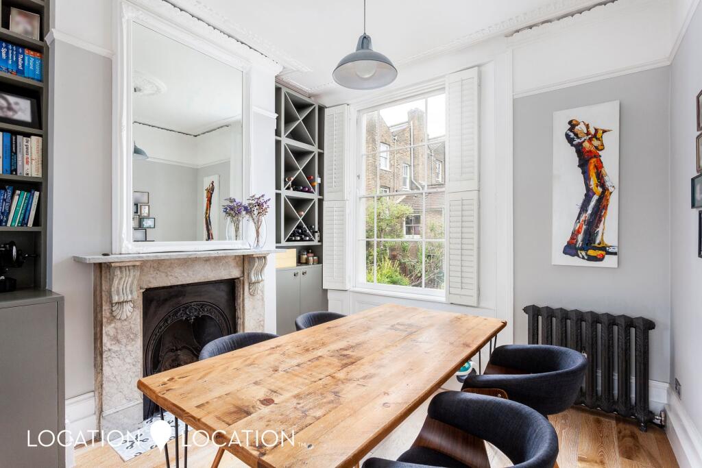 Apartment in London - More